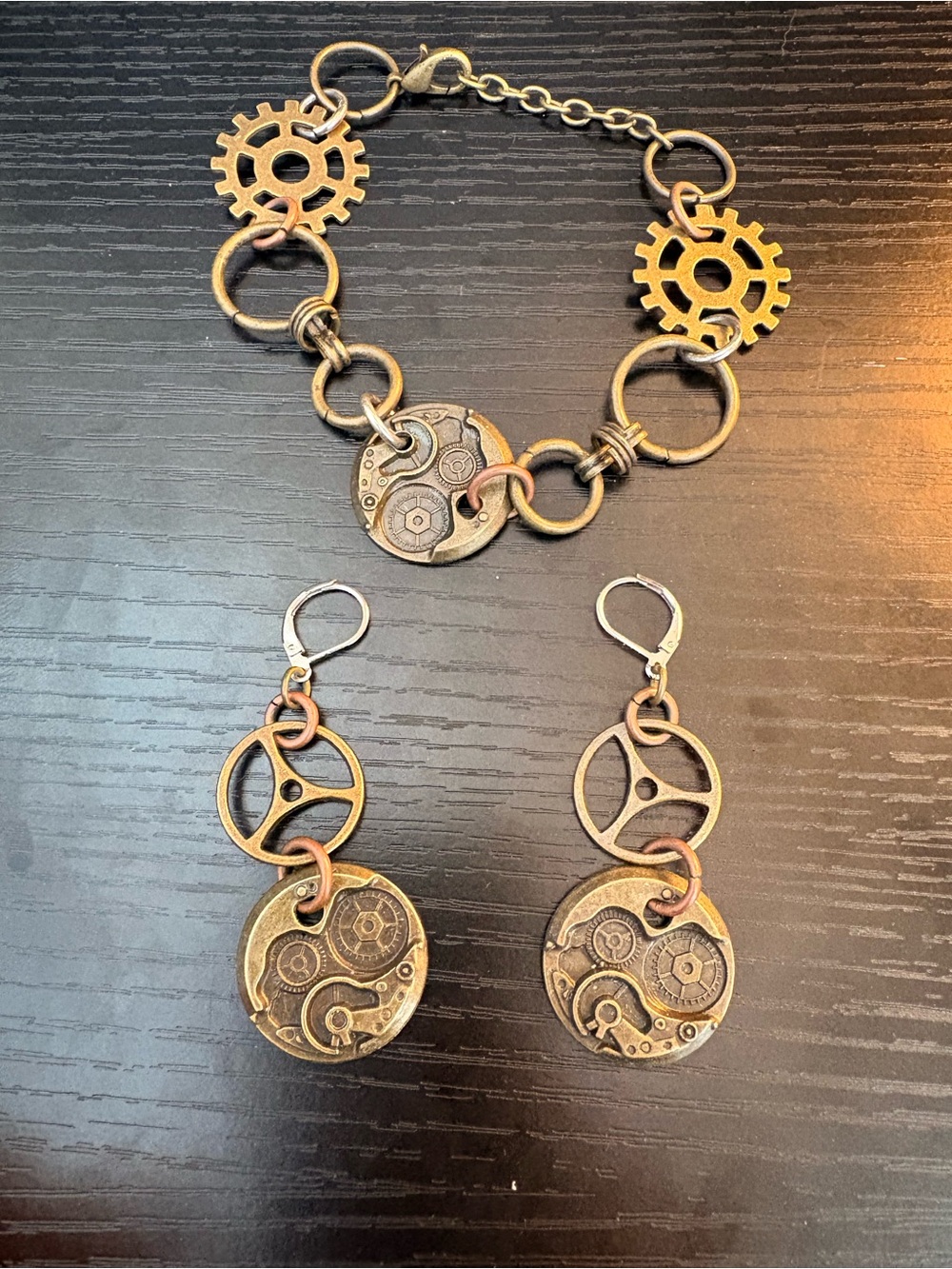Steampunk Gear Bracelet & Dangle Earrings Set - Antique Brass Tone